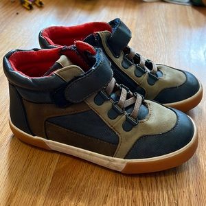 Cat & Jack size 10 sneaker